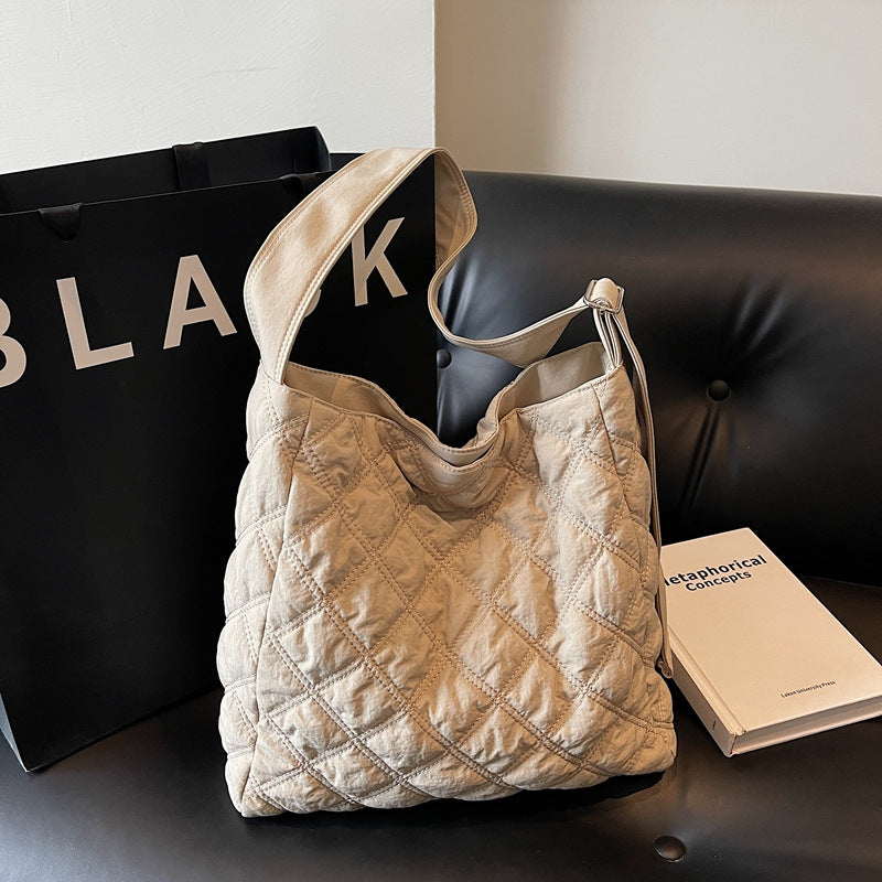 Quilted Soft Fabric Shoulder Bag Calm Wears