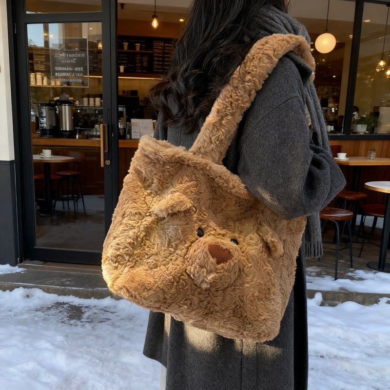 Cuddle bag in bear format