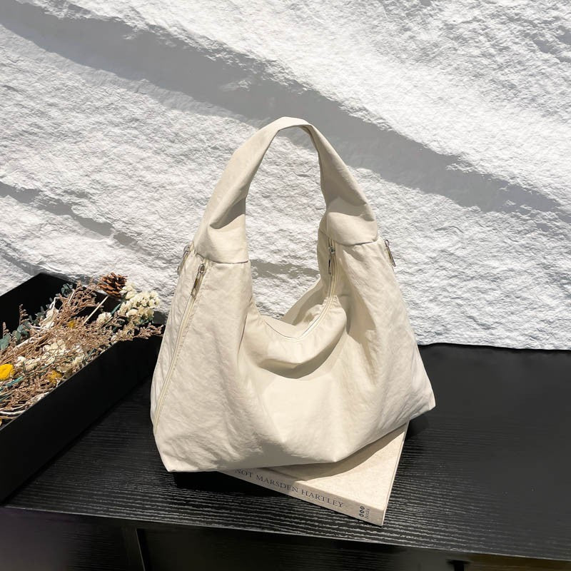 Practical and Trendy Fabric Bag