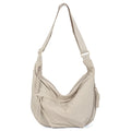 Comfortable shoulder bag with practical compartments