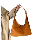 Elegant and Versatile Shoulder Bag