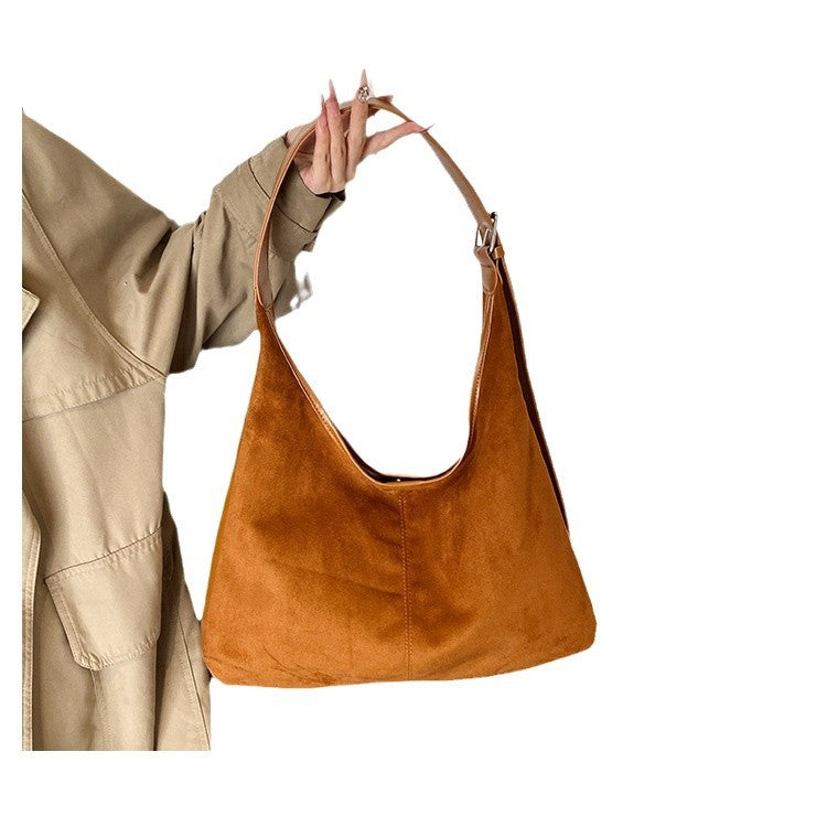 Elegant and Versatile Shoulder Bag