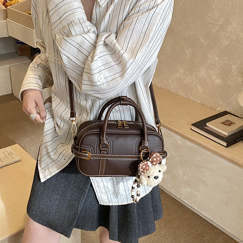 Ladies Mini Handbag with removable Teddy Pendant-https://detail.1688.com/offer/1013715133769.html-Calm Wears-Braun-Size: With pendant-Calm Wears