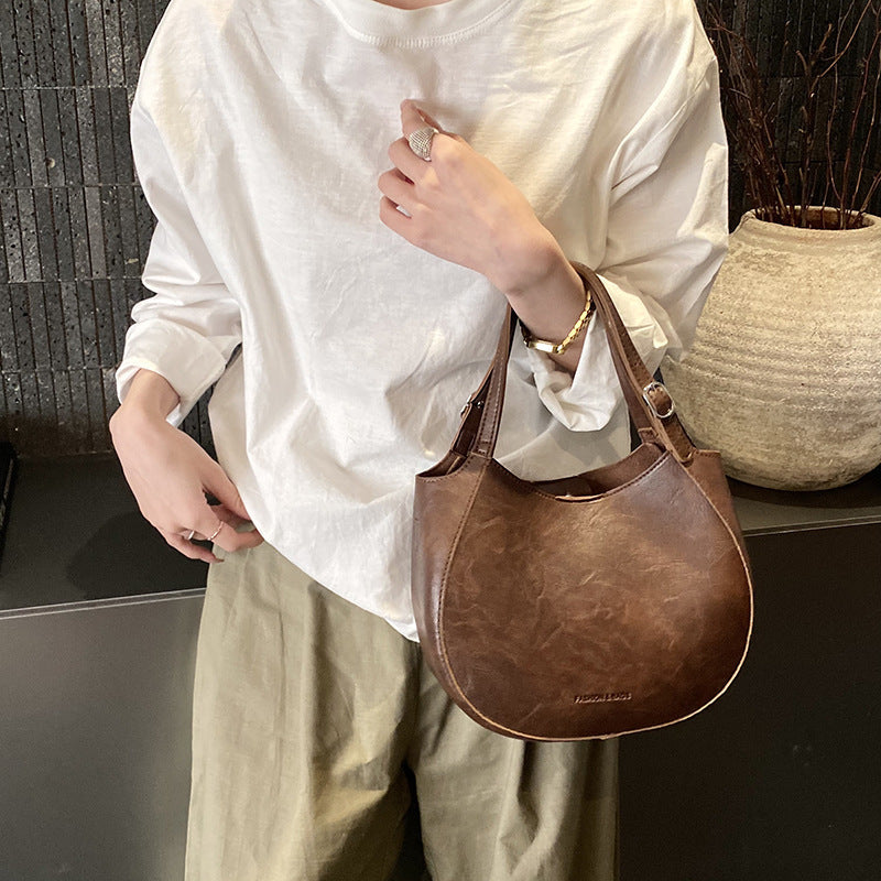 Women's shoulder bag made of high-quality artificial leather with fashionable trim-https://detail.1688.com/offer/1016565207426.html-Calm Wears-Braun-nothing-Calm Wears