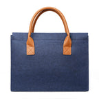 Elegant Laptop Bag with Practical Carrying System