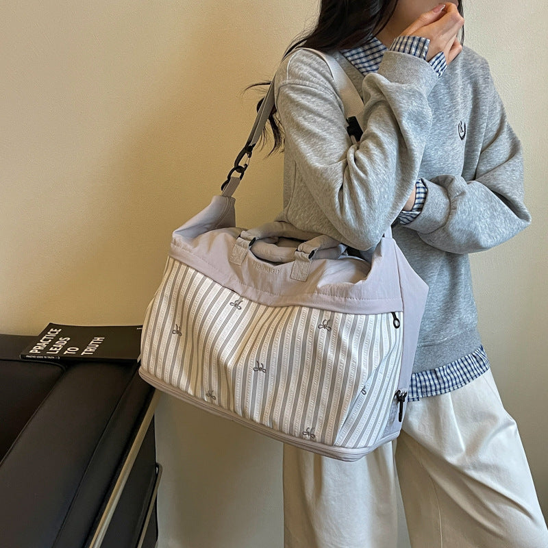 Versatile Multi-Pocket Travel Duffel Bag