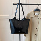 Ladies elegant tote handbag made of high-quality synthetic leather with playful pendant-https://detail.1688.com/offer/993747288803.html-Calm Wears-Black-nothing-Calm Wears