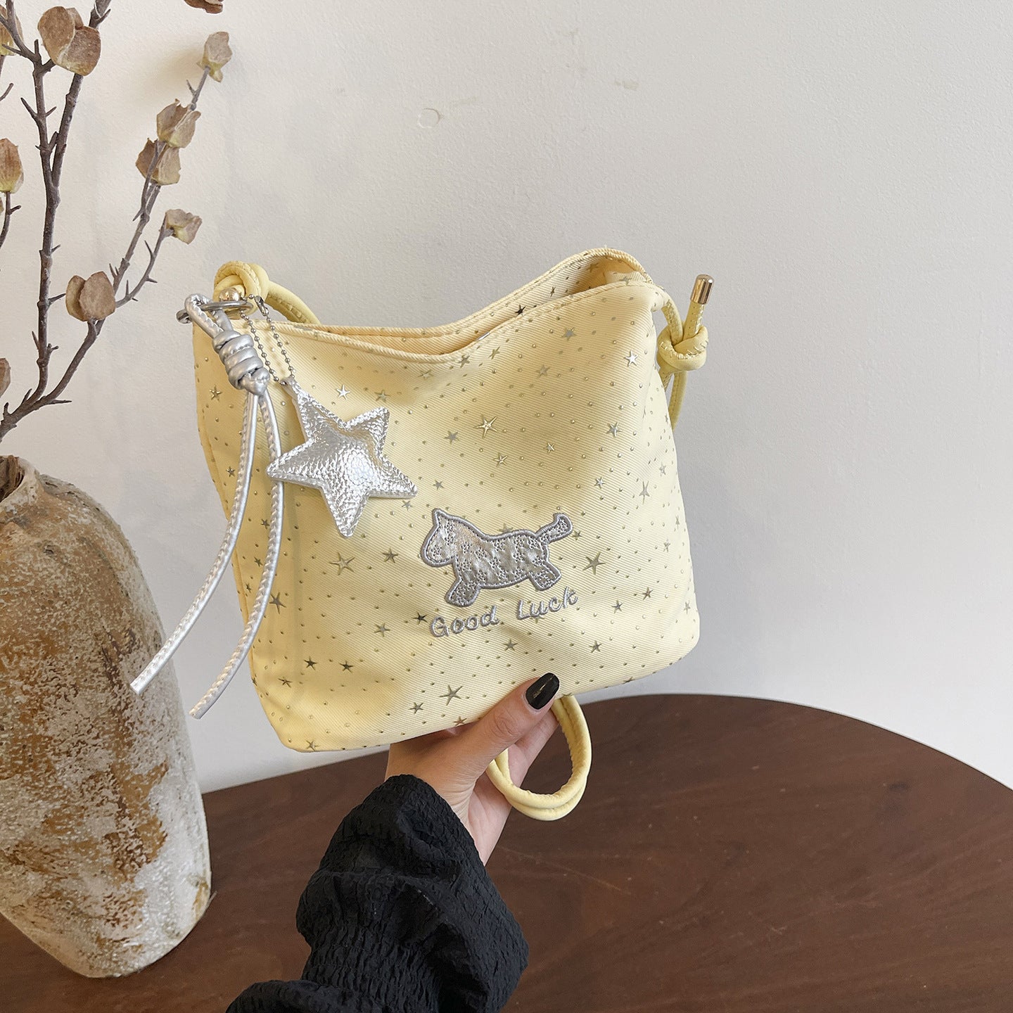 WoCasual Star-Print Crossbody Bag