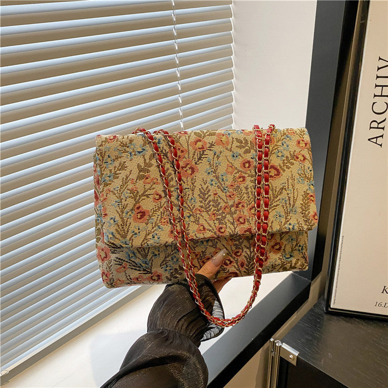 Elegant Floral Embellished Handbag