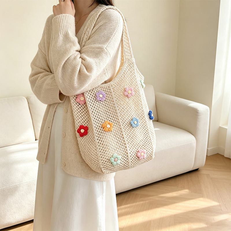 Floral Patterned Crochet Tote Bag
