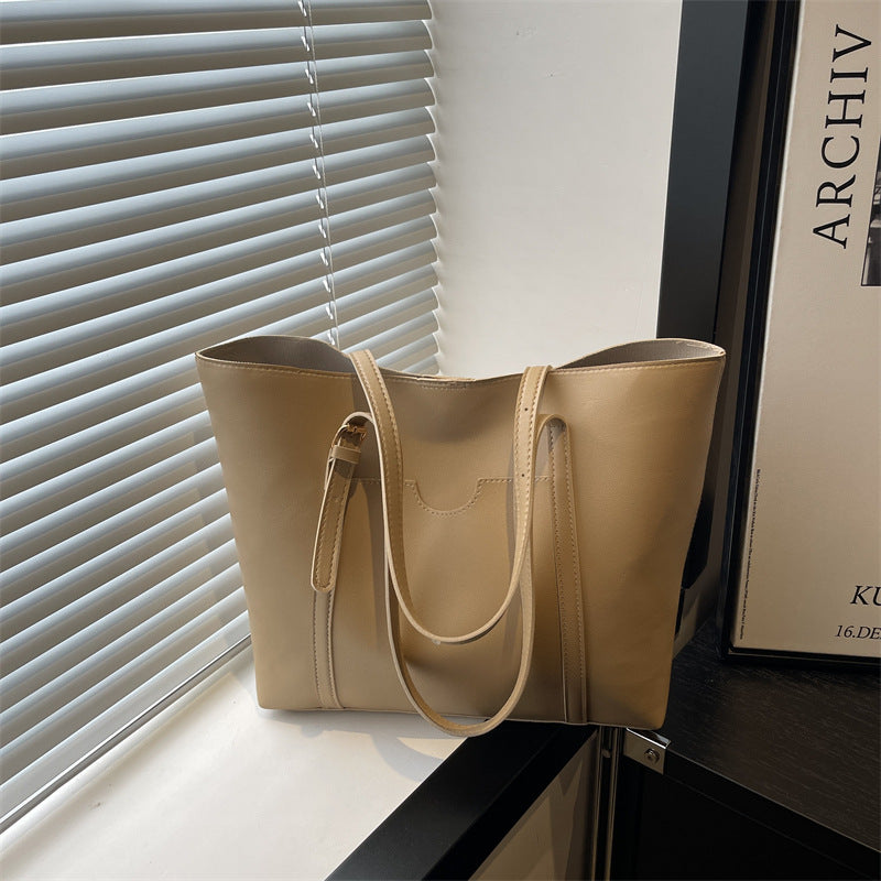 Women’s tote bag made of structured synthetic leather with a stylish detail-https://detail.1688.com/offer/1028567193083.html-Calm Wears-Khaki-nothing-Calm Wears
