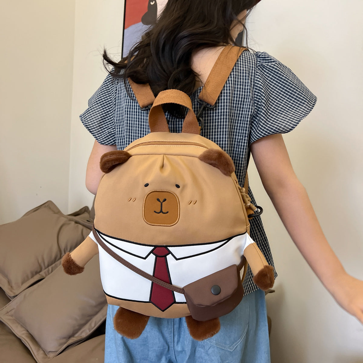 Plush backpack with funny bear design
