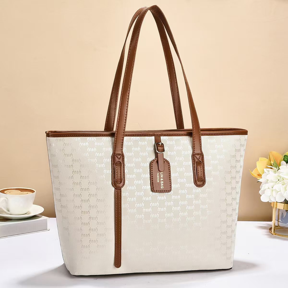 Women's tote bag with luxurious design and structured outer material-https://detail.1688.com/offer/970505650251.html-Calm Wears-Beige-321327-Calm Wears
