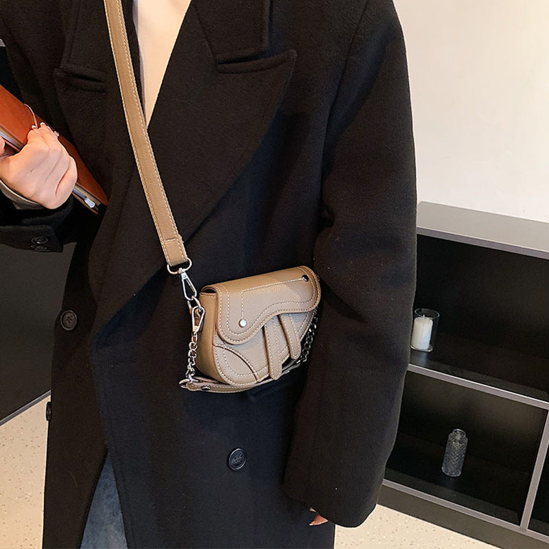 Women's mini handbag in modern, structured design