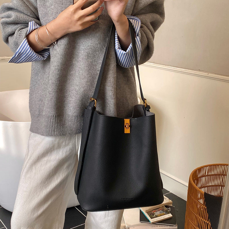 Ladies elegant Tote Bag with modern closure-https://detail.1688.com/offer/995598564070.html-Calm Wears-Black-nothing-Calm Wears