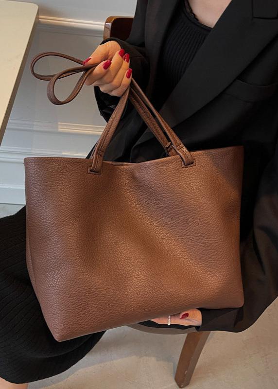 Spacious Women's Shoulder Bag Made of Soft Leather