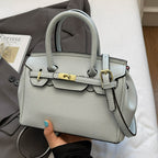 Women's mini handbag with stylish detail-https://detail.1688.com/offer/1017744500307.html-Calm Wears-Rosa-S-Calm Wears
