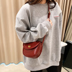 Women's shoulder bag in elegant retro design with golden accents-https://detail.1688.com/offer/762734429411.html-Calm Wears-Braun-nothing-Calm Wears