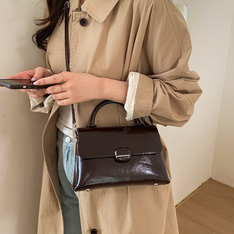 Women's handbag with textured design and elegant closure-https://detail.1688.com/offer/1018864236207.html-Calm Wears-Braun-nothing-Calm Wears