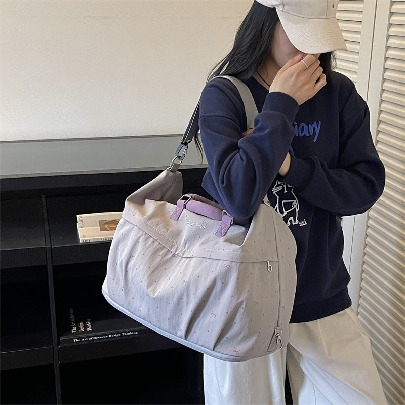 Stylish Functional Weekend Bag