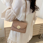Quilted Chain Link Crossbody Handbag