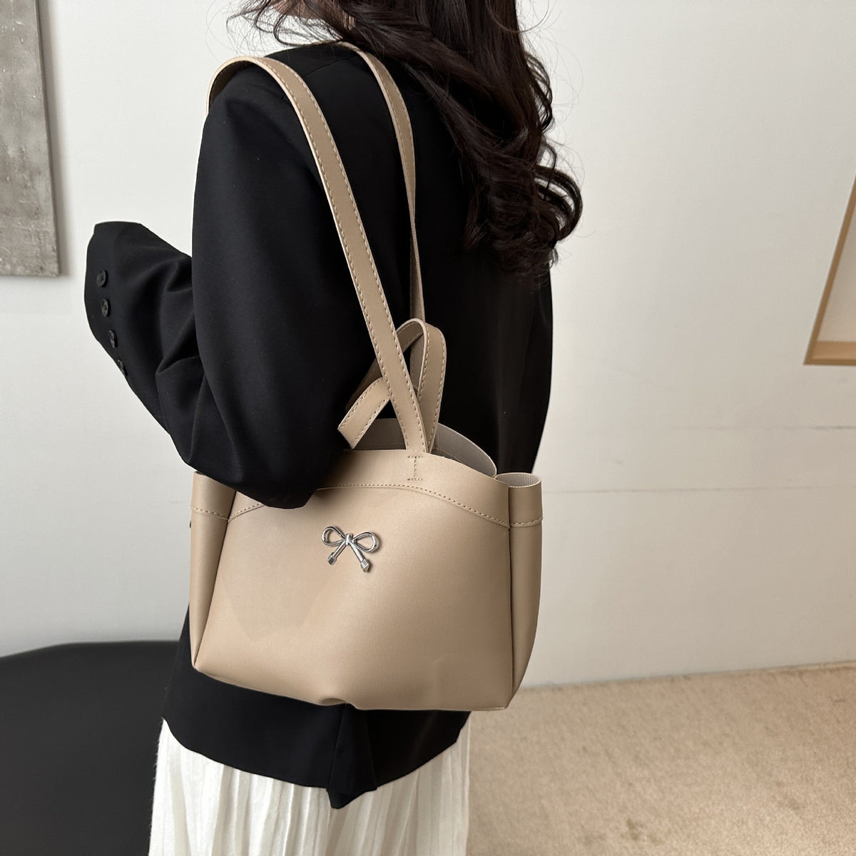 Elegant Bow Accent Handheld Tote Bag