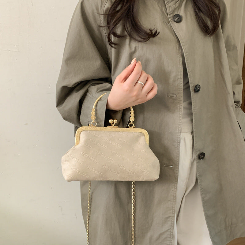 Elegant Vintage Style Clutch Bag