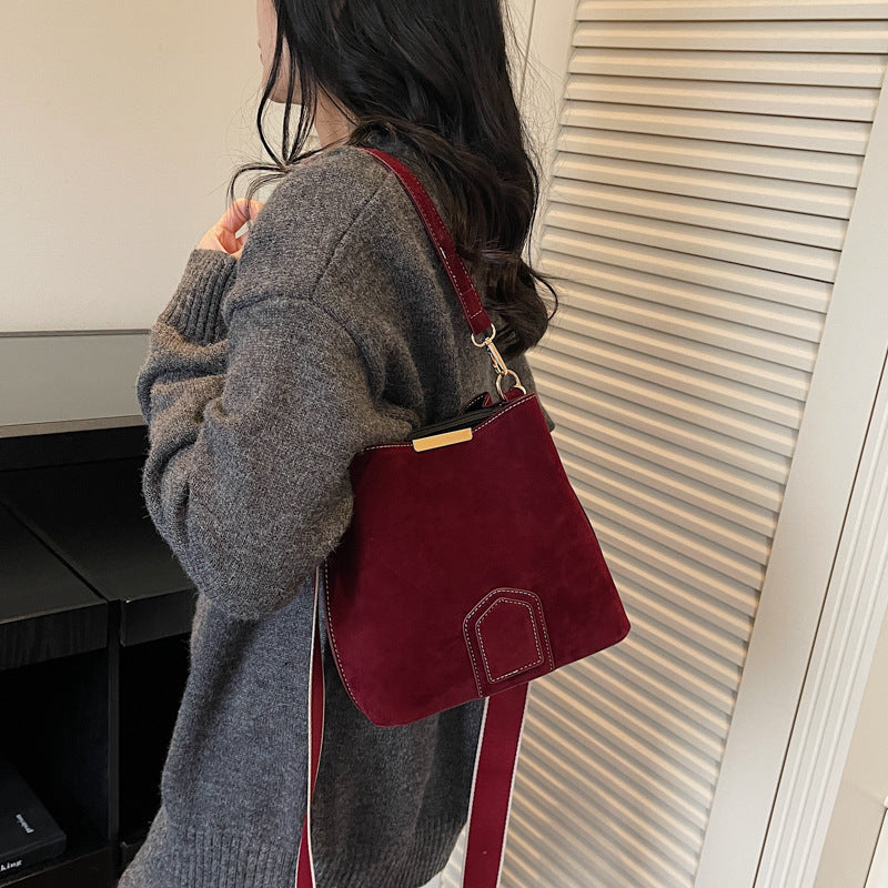 Women’s practical shoulder bag made of high-quality suede-https://detail.1688.com/offer/993071677292.html-Calm Wears-Wine red-nothing-Calm Wears