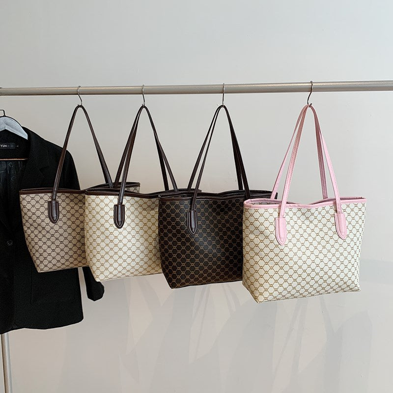 Elegant Geometric Pattern Tote Bag