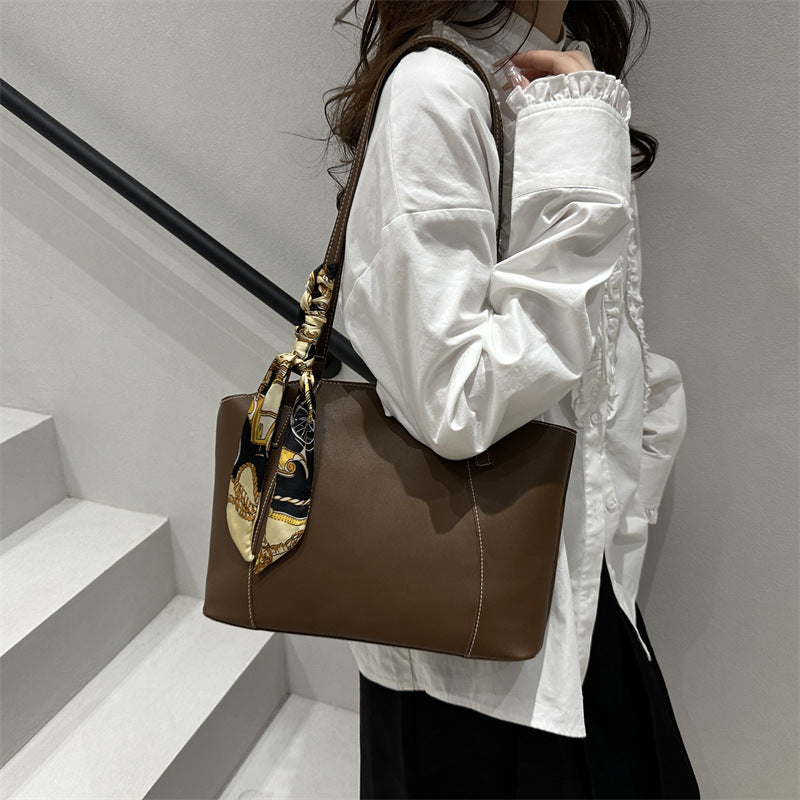 Elegant Structured Tote Bag