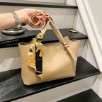 Elegant Minimalist Handheld Tote Bag