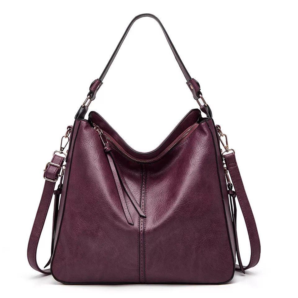 Vintage-inspired leather hobo bag