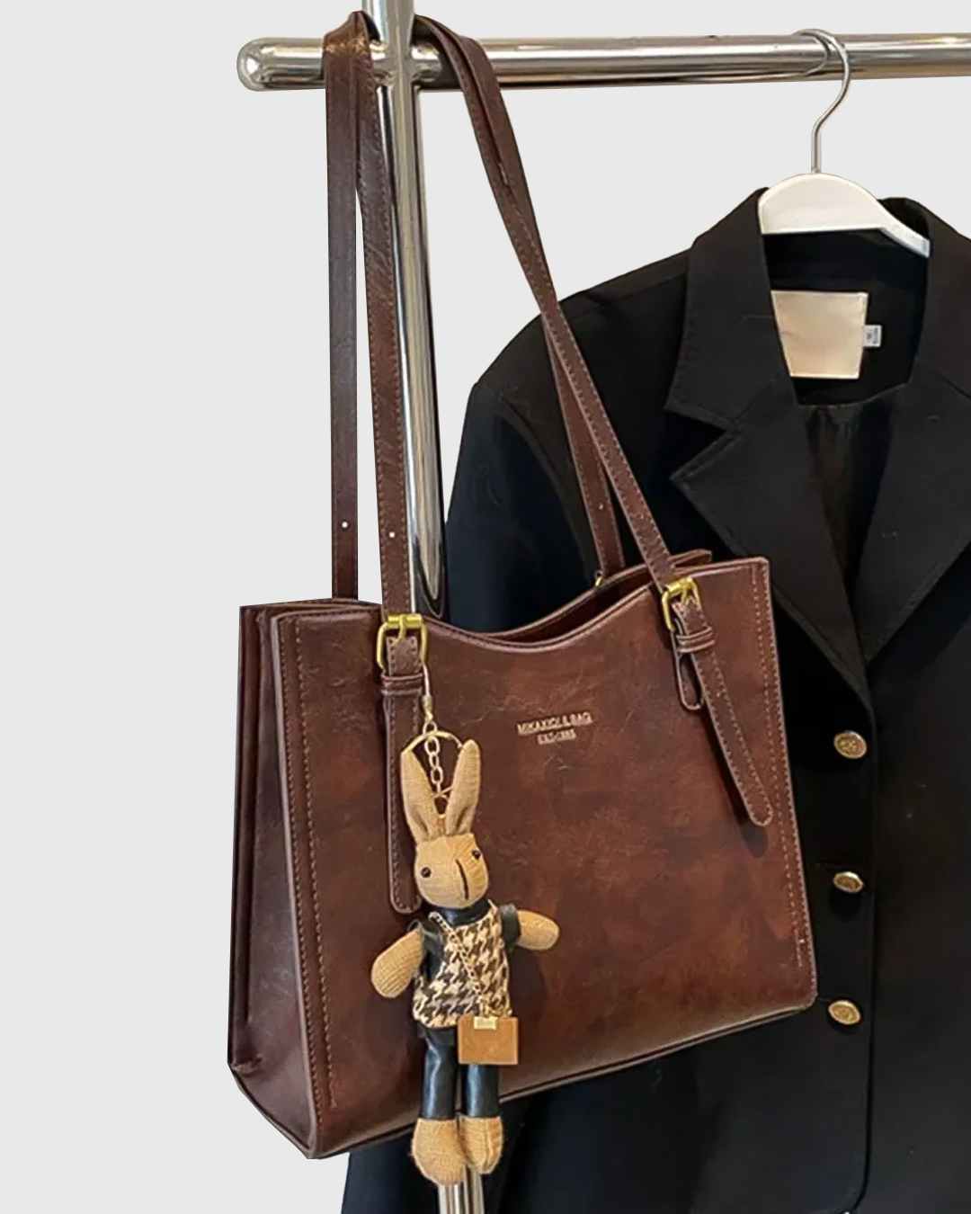Elegant shoulder bag with long straps for women