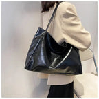 Shoulder Handbag in Trendy Leather-dione couture20260421-Calm Wears-Black-Calm Wears