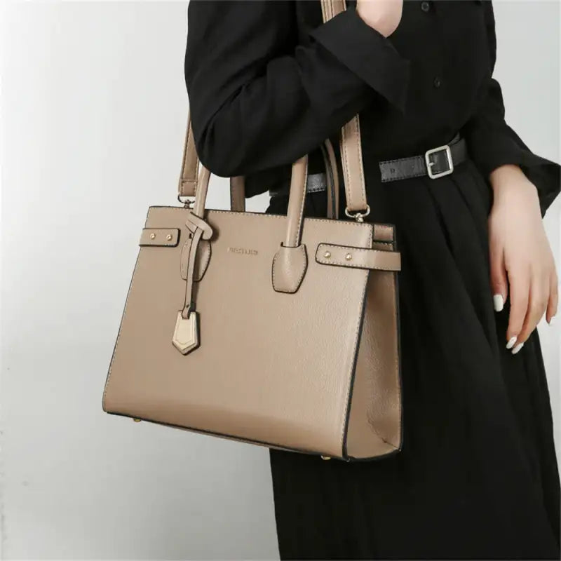 Rectangular Shoulder Bag in Leather-dione couture20260421-Calm Wears-Black-Calm Wears