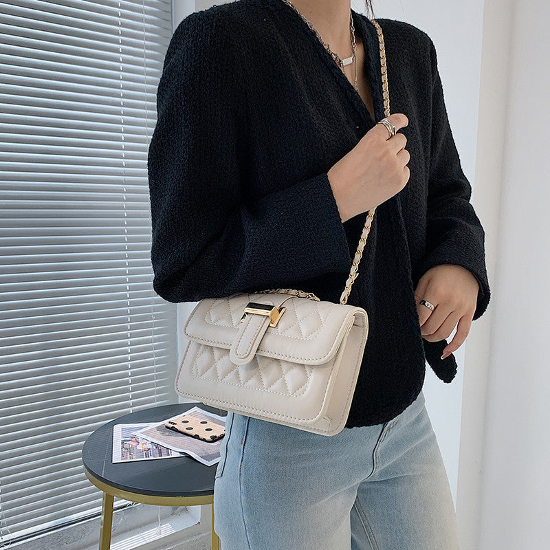 Beige shoulder bag