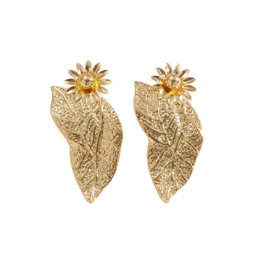 Ladies bangle with elaborate leaf design Calm Wears-https://detail.1688.com/offer/962535485004.html-Calm Wears-Bracelet-Calm Wears