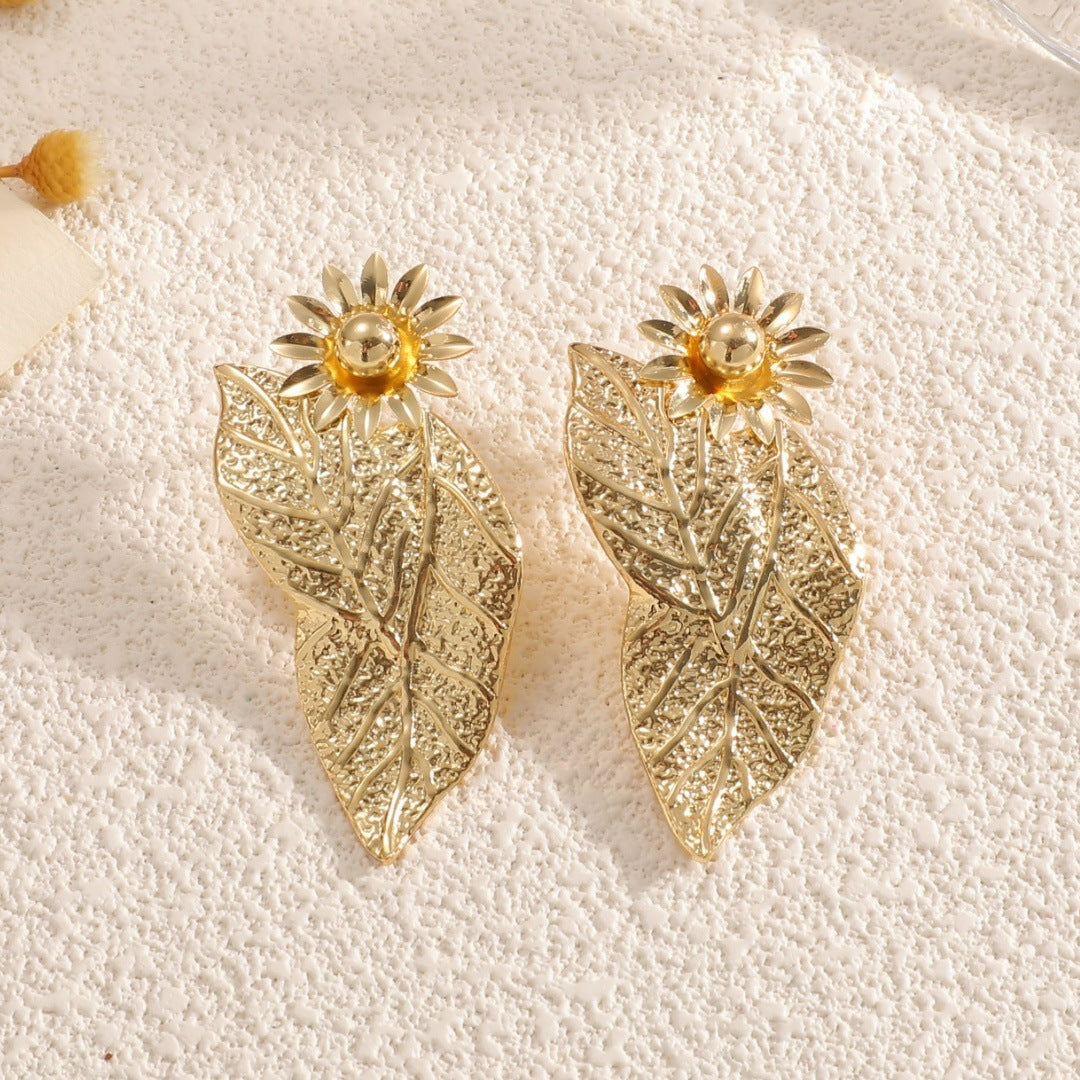 Ladies bangle with elaborate leaf design Calm Wears-https://detail.1688.com/offer/962535485004.html-Calm Wears-Earrings-Calm Wears