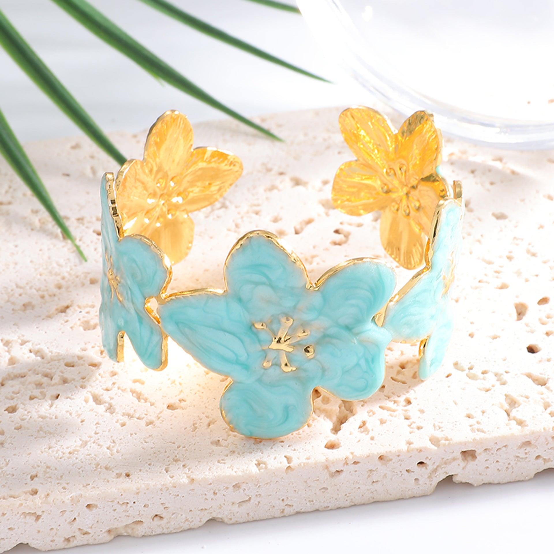 Ladies' bangle with floral motifs Calm Wears-https://detail.1688.com/offer/1055941439300.html-Calm Wears-Blue-Calm Wears