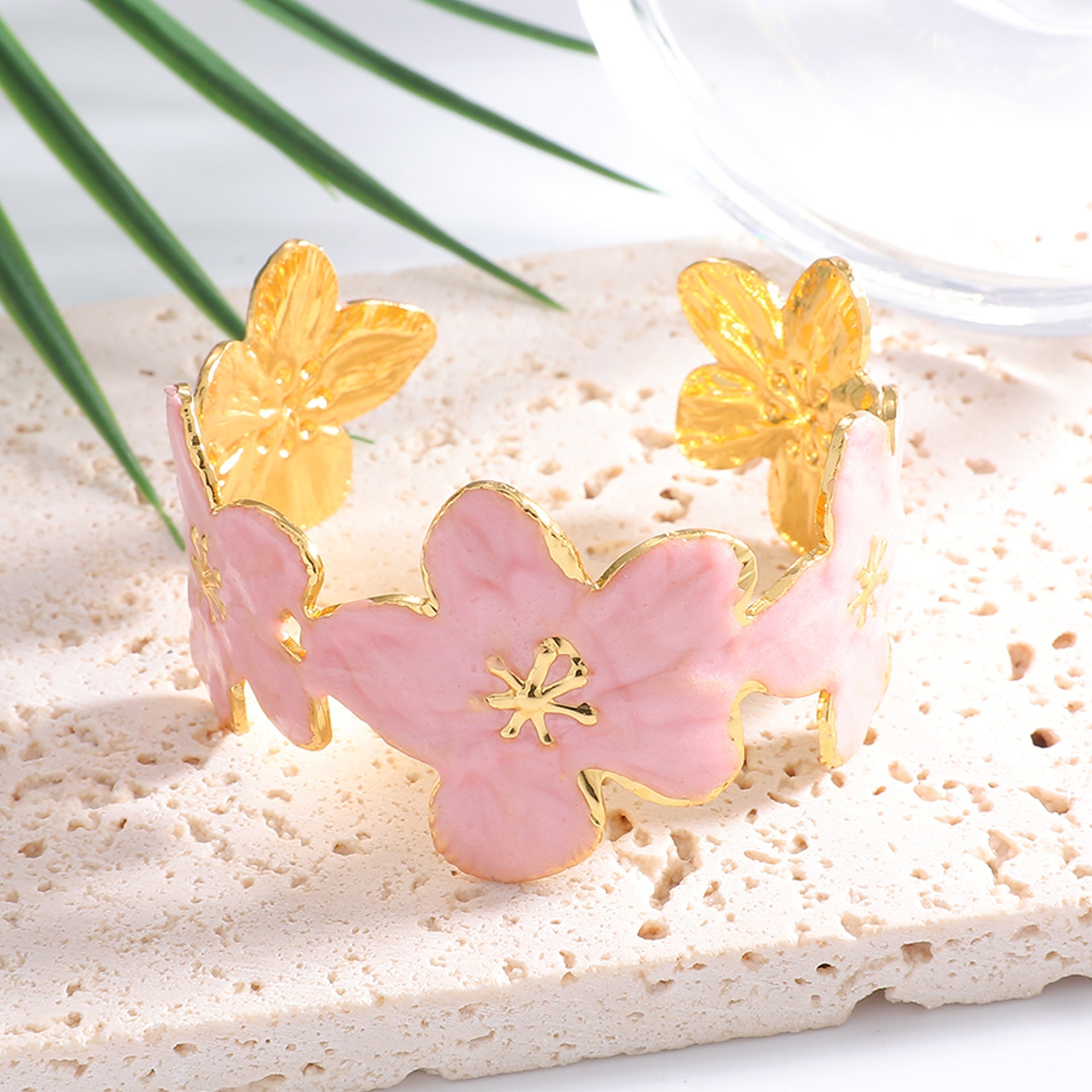 Ladies' bangle with floral motifs Calm Wears-https://detail.1688.com/offer/1055941439300.html-Calm Wears-Rosa-Calm Wears