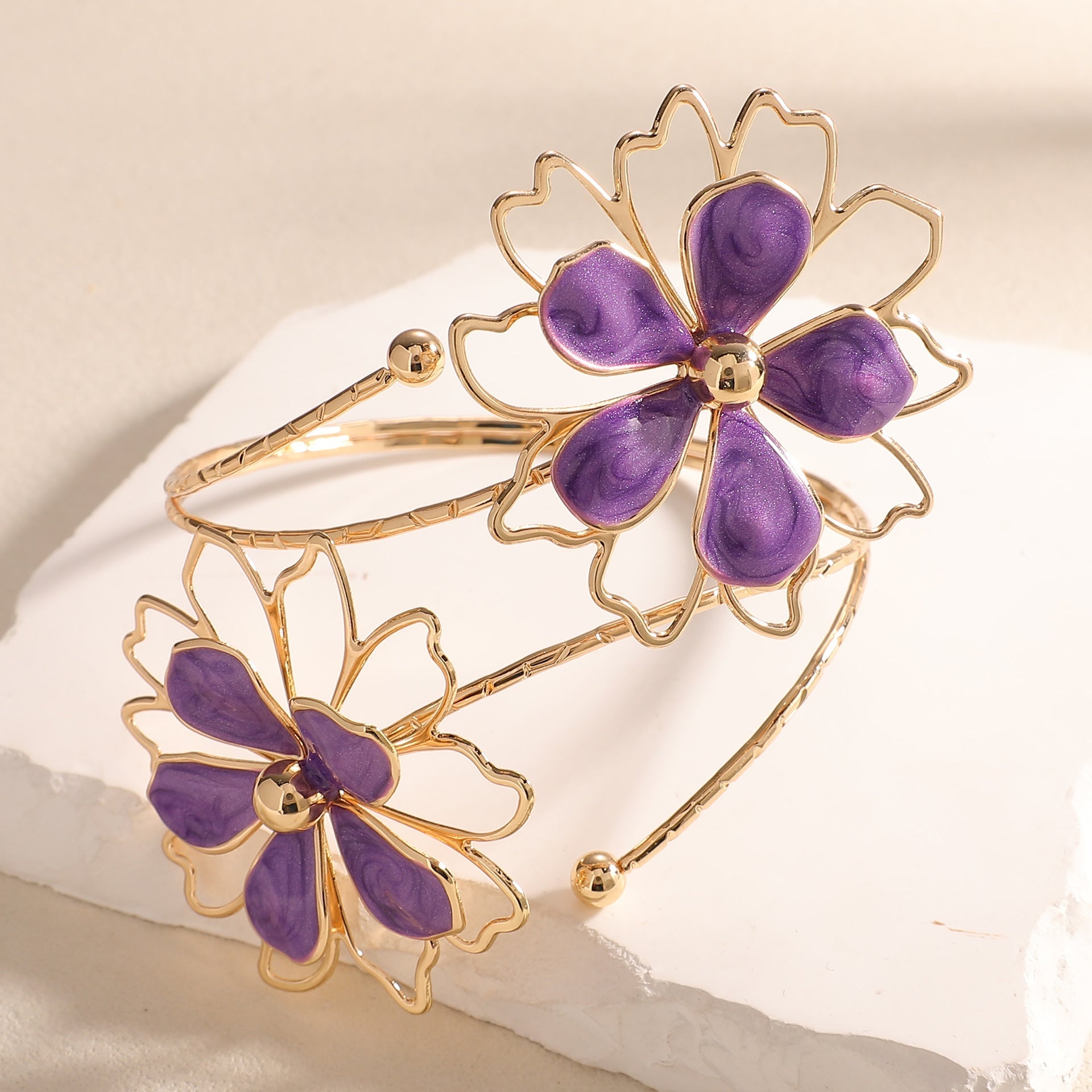 Ladies bracelet with artistic flower design Calm Wears-https://detail.1688.com/offer/1051505835518.html-Calm Wears-Lilac-Calm Wears