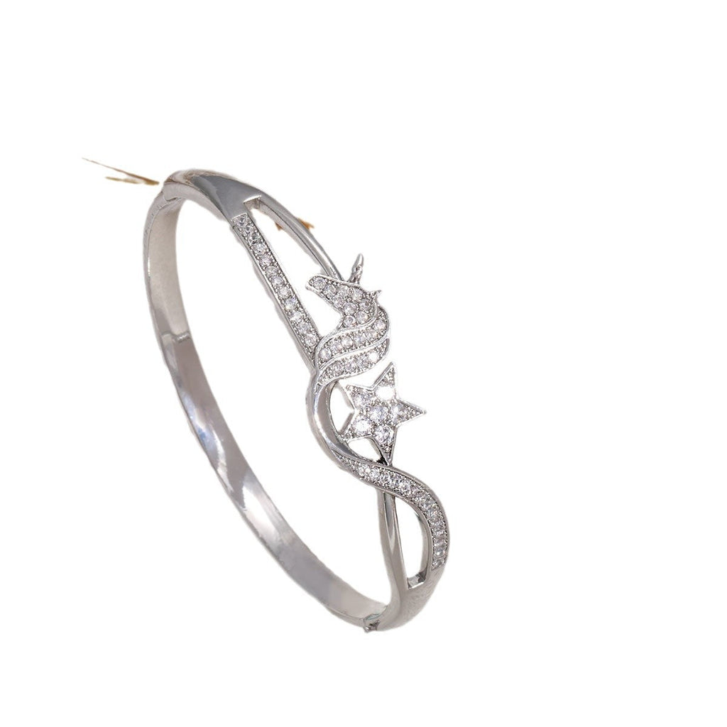 Ladies bracelet with elaborate infinity symbol and sparkling zirconia Calm Wears-https://detail.1688.com/offer/918155870352.html-Calm Wears-Gold-Calm Wears