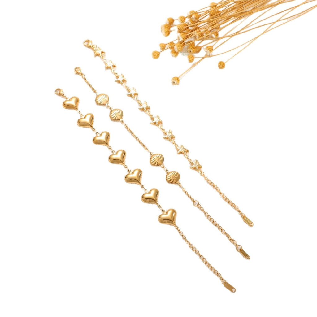 Ladies' bracelet with elegant heart design and fine link chain Calm Wears-https://detail.1688.com/offer/980513874773.html-Calm Wears-Unknown-Calm Wears
