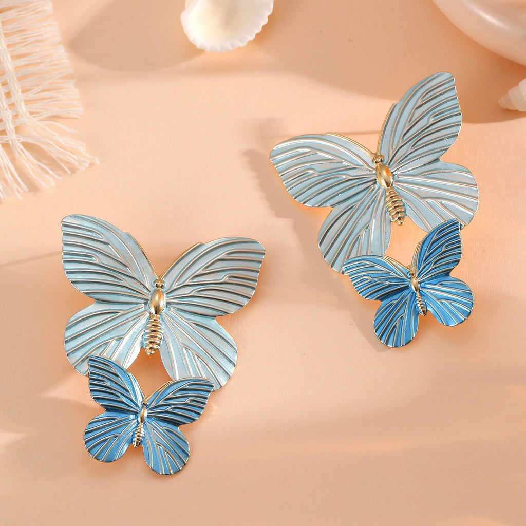 Ladies' brooches in elegant butterfly design Calm Wears-https://detail.1688.com/offer/956753521403.html-Calm Wears-Silver-Calm Wears