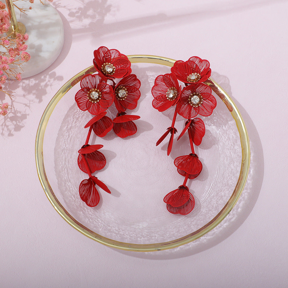 Ladies' earrings in elegant floral design Calm Wears-https://detail.1688.com/offer/1052797622039.html-Calm Wears-Lilac-Calm Wears