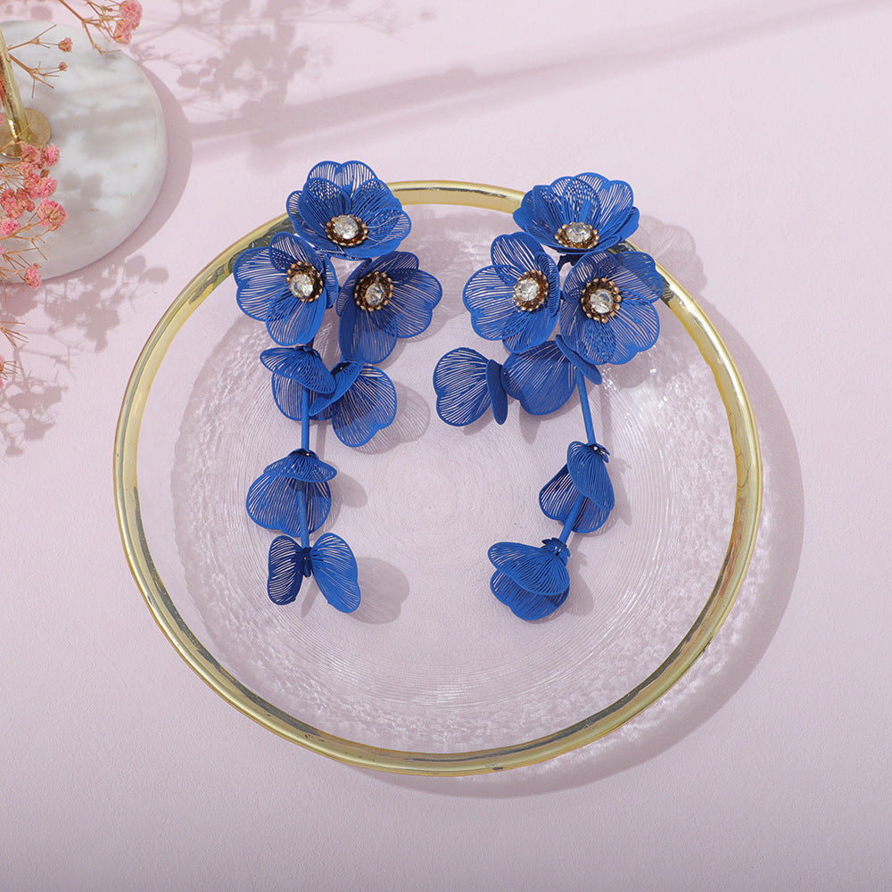 Ladies' earrings in elegant floral design Calm Wears-https://detail.1688.com/offer/1052797622039.html-Calm Wears-Lilac-Calm Wears