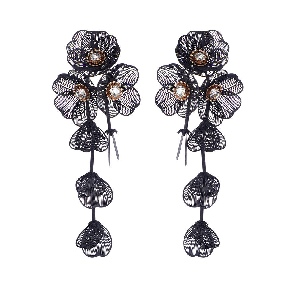 Ladies' earrings in elegant floral design Calm Wears-https://detail.1688.com/offer/1052797622039.html-Calm Wears-Lilac-Calm Wears