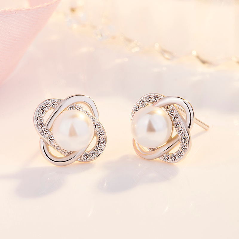 Ladies earrings with artistic pearl design and sparkling zirconia Calm Wears-https://detail.1688.com/offer/730612846523.html-Calm Wears-Perle-925-Calm Wears