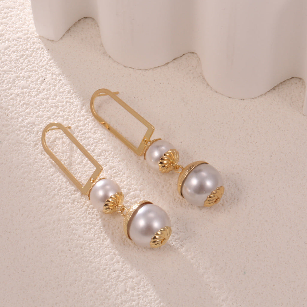 Ladies earrings with elegant pearl design Calm Wears-https://detail.1688.com/offer/873624974659.html-Calm Wears-Gold yellow-Calm Wears