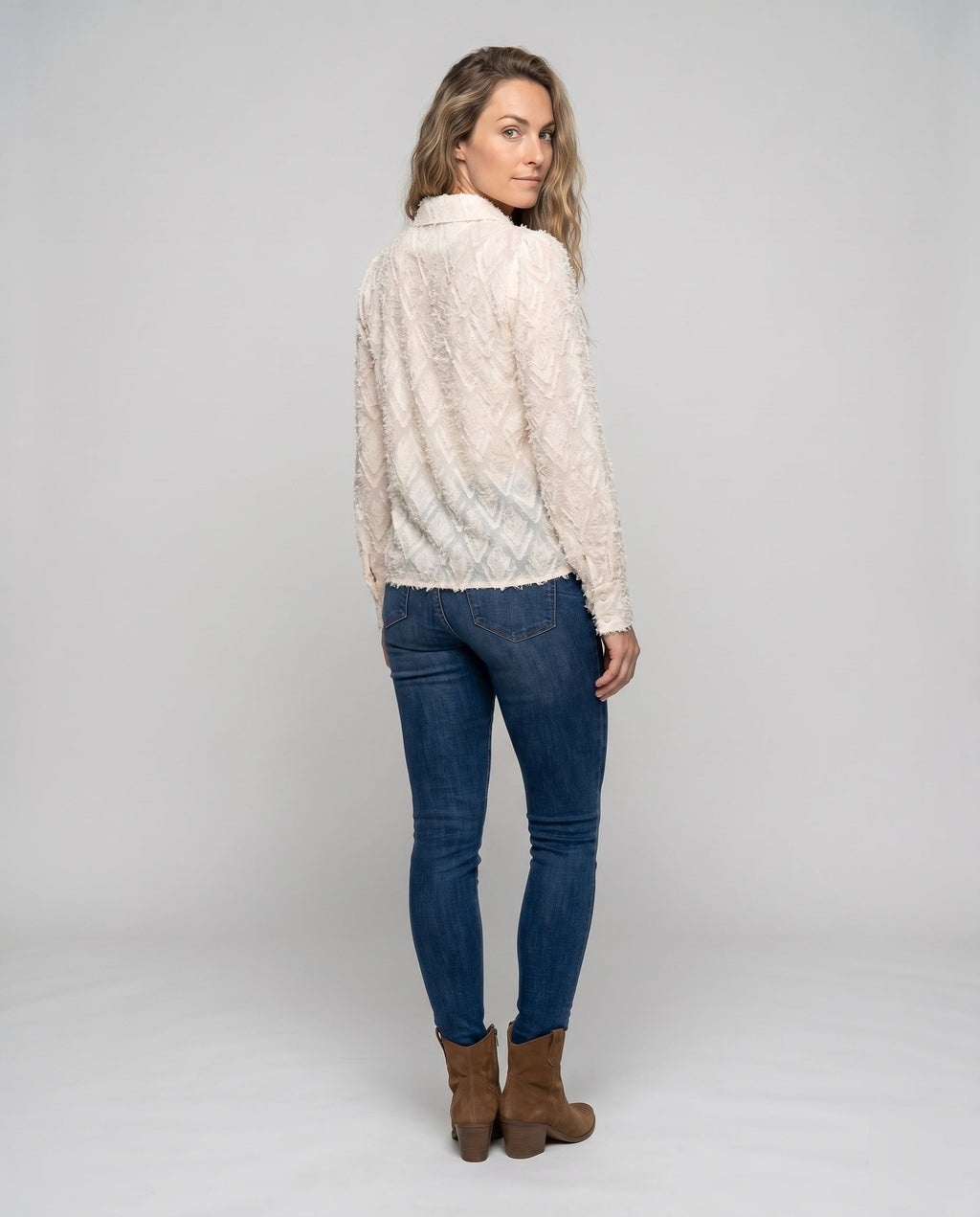 Product 15634920931658 - back_view
